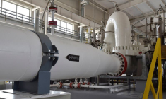 Une vue intérieure montre une nouvelle station de pompage du Consortium du pipeline de la mer Caspienne