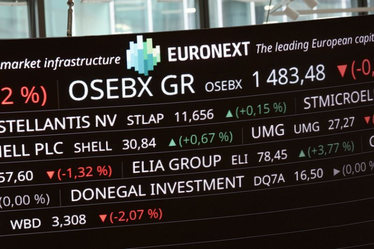 Bourse Euronext dans le quartier d'affaires de La Défense à Paris