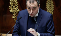 Le Premier ministre Sébastien Lecornu s'exprime à l'Assemblée nationale le 23 janvier 2026 à Paris ( AFP / STEPHANE DE SAKUTIN )