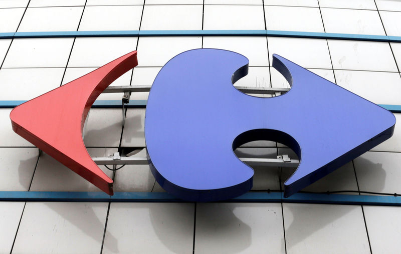 CARREFOUR SE REDRESSE AVEC LE BRÉSIL ET ACCÉLÈRE LES BAISSES DE COÛTS