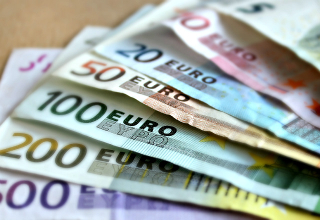 Le prélèvement à la source produit ses effets dès la déclaration de revenus de cette année ( Crédits : Pexels )