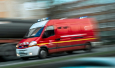 Un collégien de 13 ans est décédé mardi matin dans un feu d'appartement, au dernier étage d'une barre d'immeuble HLM à Saint-Denis-Pierrefitte, en Seine-Saint-Denis, dans lequel un autre enfant a été très grièvement blessé ( AFP / PHILIPPE HUGUEN )