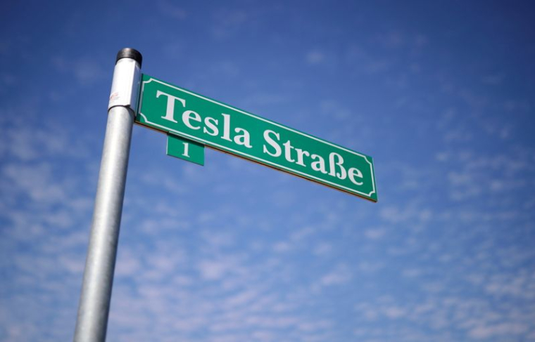 TESLA VA SE FOURNIR EN NICKEL EN NOUVELLE-CALÉDONIE
