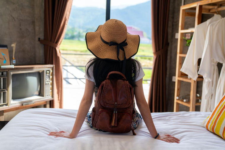 La location d’une chambre chez l’habitant doit remplir des critères stricts, dont une taille minimale et des accès aux espaces communs.