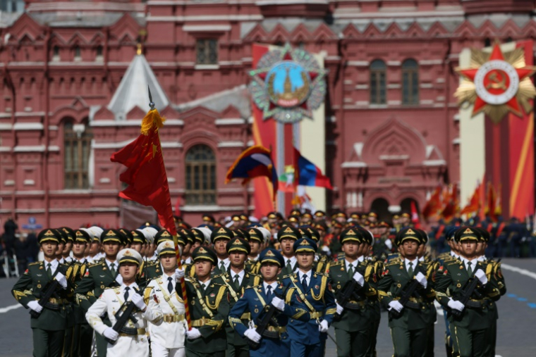 Des militaires chinois défilent lors de la parade militaire du Jour de la Victoire sur la Place Rouge, à Moscou, le 9 mai 2025 ( AFP / STRINGER )