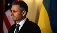Le ministre ukrainien des Finances, Sergii Marchenko, participe à une réunion bilatérale avec la secrétaire au Trésor américaine, Janet Yellen, en marge des assemblées annuelles du FMI et de la Banque mondiale, au département du Trésor à Washington.