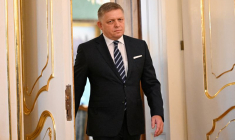 Le Premier ministre slovaque Robert Fico au palais présidentiel de Bratislava