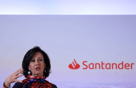 POUR BOTIN (SANTANDER), L'ACCORD EUROPÉEN OUVRE LA VOIE À DES FUSIONS BANCAIRES