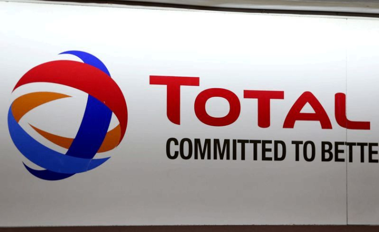 TOTAL LANCE LA CESSION DE SES ACTIVITÉS RÉSINE