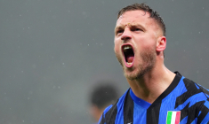 Un derby de Milan au programme des demies de la Coupe d'Italie grâce à Arnautović