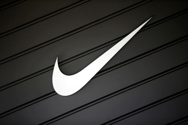 NIKE DÉPASSE LES ATTENTES AU 1ER SEMESTRE