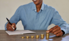 Travailleurs indépendants : sous quelles conditions obtenir la prime d'activité ? / iStock.com - Ridofranz