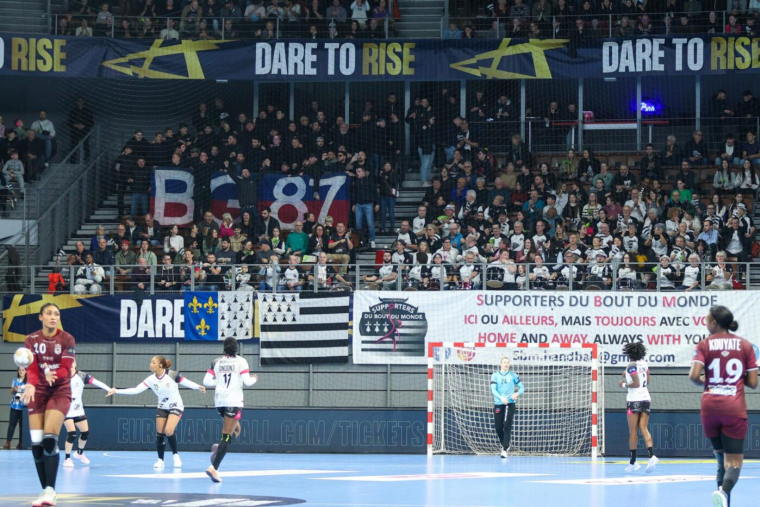 Quand les Bad Gones viennent supporter les handballeuses brestoises