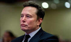 Elon Musk lors d'une réunion avec les républicains de la Chambre des représentants à l'hôtel Hyatt Regency à Washington, DC