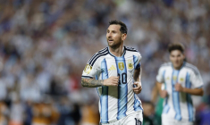 Lionel Messi est-il vraiment le footballeur de la gauche ?