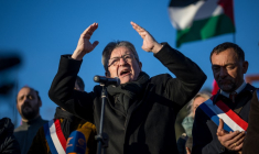 Jean-Luc Mélenchon à Genève, en Suisse, le 3 février 2024. ( AFP / FABRICE COFFRINI )