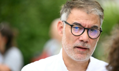 Le premier secrétaire du PS Olivier Faure aux universités d'été des Ecologistes, à Strasbourg, le 21 août 2025 ( AFP / SEBASTIEN BOZON )