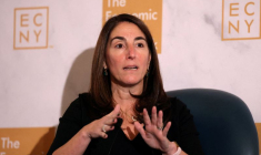 Beth Hammack, présidente de la Réserve fédérale de Cleveland, s'adresse à l'ECNY à New York.