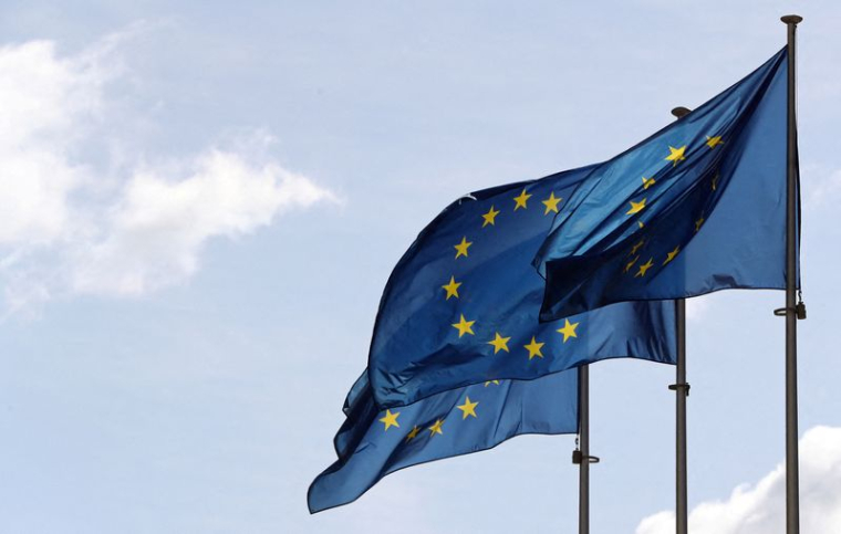 LE DÉFICIT COMMERCIAL DE LA ZONE EURO A PRESQUE DOUBLÉ EN AVRIL
