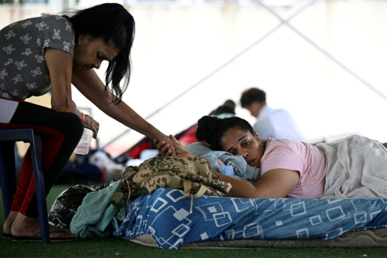 Dans un campement improvisé de Maiquetia, dans l'Etat de La Guaira, au Venezuela, le 30 juin 2026 ( AFP / Federico PARRA )