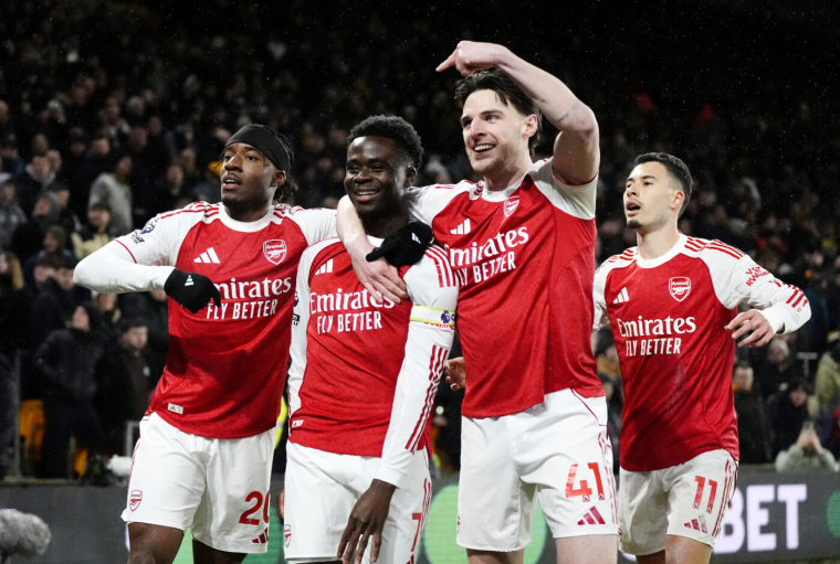 Arsenal sacré champion d'Angleterre pour la première fois depuis 2004 !