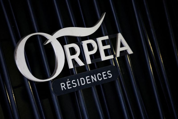 Photo d'archives: Le logo de la société française de maisons de retraite Orpea près de Paris
