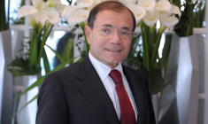 Jean-Charles Naouri à Paris le 21 février 2013.  ( AFP / ERIC PIERMONT )