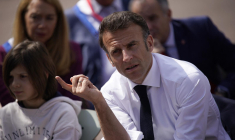 Emmanuel Macron, à Ganges, le 20 avril 2023 ( POOL / DANIEL COLE )