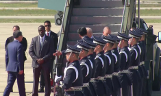 Trump arrive en Corée du Sud pour le sommet de l'Apec et une rencontre avec Xi