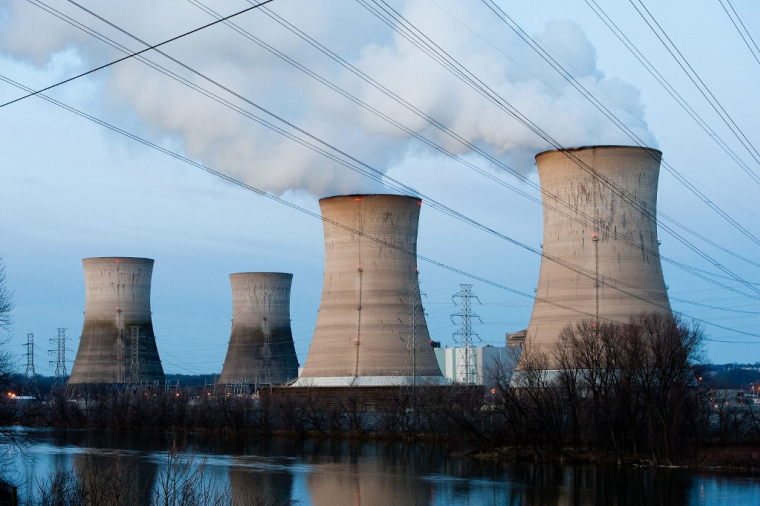 La centrale nucléaire de Three Mile Island, en mars 2011 ( GETTY IMAGES NORTH AMERICA / JEFF FUSCO )