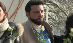 Suisse: marche en hommage aux jeunes de Lutry qui ont péri dans l'incendie de Crans-Montana