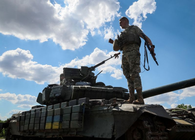 KYIV AFFIRME AVOIR FRAPPÉ LES FORCES RUSSES DANS LE SUD DE L'UKRAINE