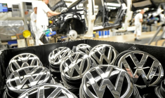 VOLKSWAGEN: LES DISCUSSIONS SUR LE PLAN D'ÉCONOMIES PROGRESSENT