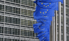 UNE RÉFORME FAVORABLE AUX TÉLÉCOMS ET AUX ÉDITEURS À BRUXELLES