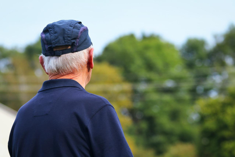Un retraité de 69 ans a été victime d'une « arnaque sentimentale » sur un site de rencontres et rencontre de grandes difficultés financières depuis. (illustration) (Planet_fox / Pixabay)