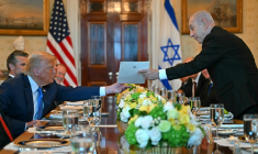 Benjamin Netanyahu et Donald Trump à la Maison Blanche à Washington, le 7 juillet 2025 ( AFP / ANDREW CABALLERO-REYNOLDS )