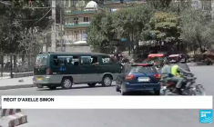 L'Afghanistan : les Taliban tentent d'organiser un nouveau gouvernement