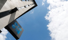 Le logo de l'Opep devant les locaux de l'organisation à Vienne, en Autriche