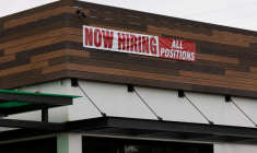 ETATS-UNIS: L'EMPLOI RESTE DYNAMIQUE, LE TAUX DE CHÔMAGE TOMBE À 3,6%