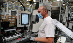 FRANCE: L'INSEE VOIT LE PIB SE CONTRACTER DE 4,5% AU 4E TRIMESTRE