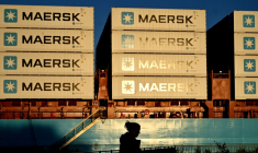 Des containers sur un navire de transport de la société Maersk à Copenhague le 31 décembre 2023. ( AFP / SERGEI GAPON )
