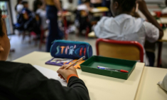 Rentrée des classes à Lyon, le 1er septembre 2025 ( AFP / JEFF PACHOUD )