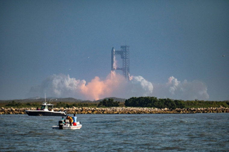 Lancement de Starship depuis la base de Starbase, au Texas, le 27 mai 2025 ( AFP / Sergio FLORES )