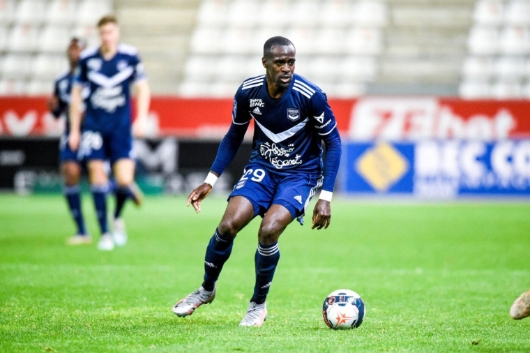 Maxime Poundjé va rechausser les crampons avec les Girondins de Bordeaux