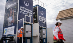 Des unités mobiles de traitement de la pollution aux PFAS dans l'eau fournie par Veolia à Bartenheim, le 4 septembre 2025 dans le Haut-Rhin ( AFP / SEBASTIEN BOZON )