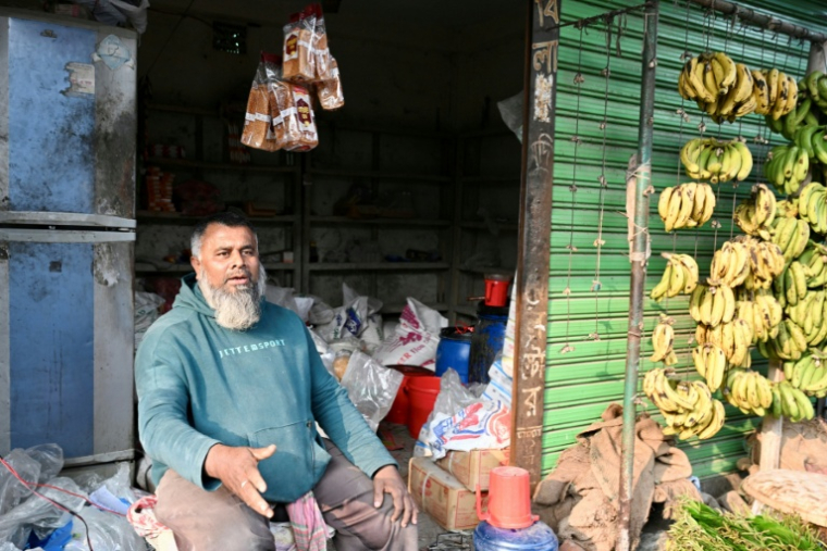 Mohammad Shafayet Biswas lors d'un entretien avec l'AFP à Gopalganj, une localité bangladaise située à une centaine de kilomètres au sud-ouest de la capitale Dacca, le 14 janvier 2026 ( AFP / Munir UZ ZAMAN )
