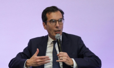 Le ministre du Travail Jean-Pierre Farandou, le 9 avril 2026, à Paris ( AFP / Ludovic MARIN )