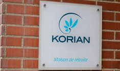 Coté depuis 2006, Korian est un grand prestataire de services de santé pour le 3e âge avec un chiffre d'affaires 2022 de 4,4 milliards d'euros, 67.000 collaborateurs travaillant dans un total de 1.140 établissements dans sept pays d'Europe. (crédit photo : Adobe Stock /  )
