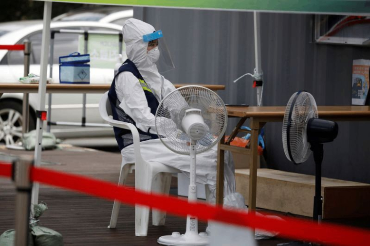 CORONAVIRUS: PLUS DE 7.000 SOIGNANTS SONT MORTS DANS LE MONDE, DIT AMNESTY INTERNATIONAL