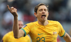 Un ancien coéquipier de Josh Cavallo dément les accusations d’homophobie